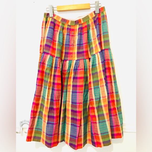 Dresses & Skirts - Silk skirt